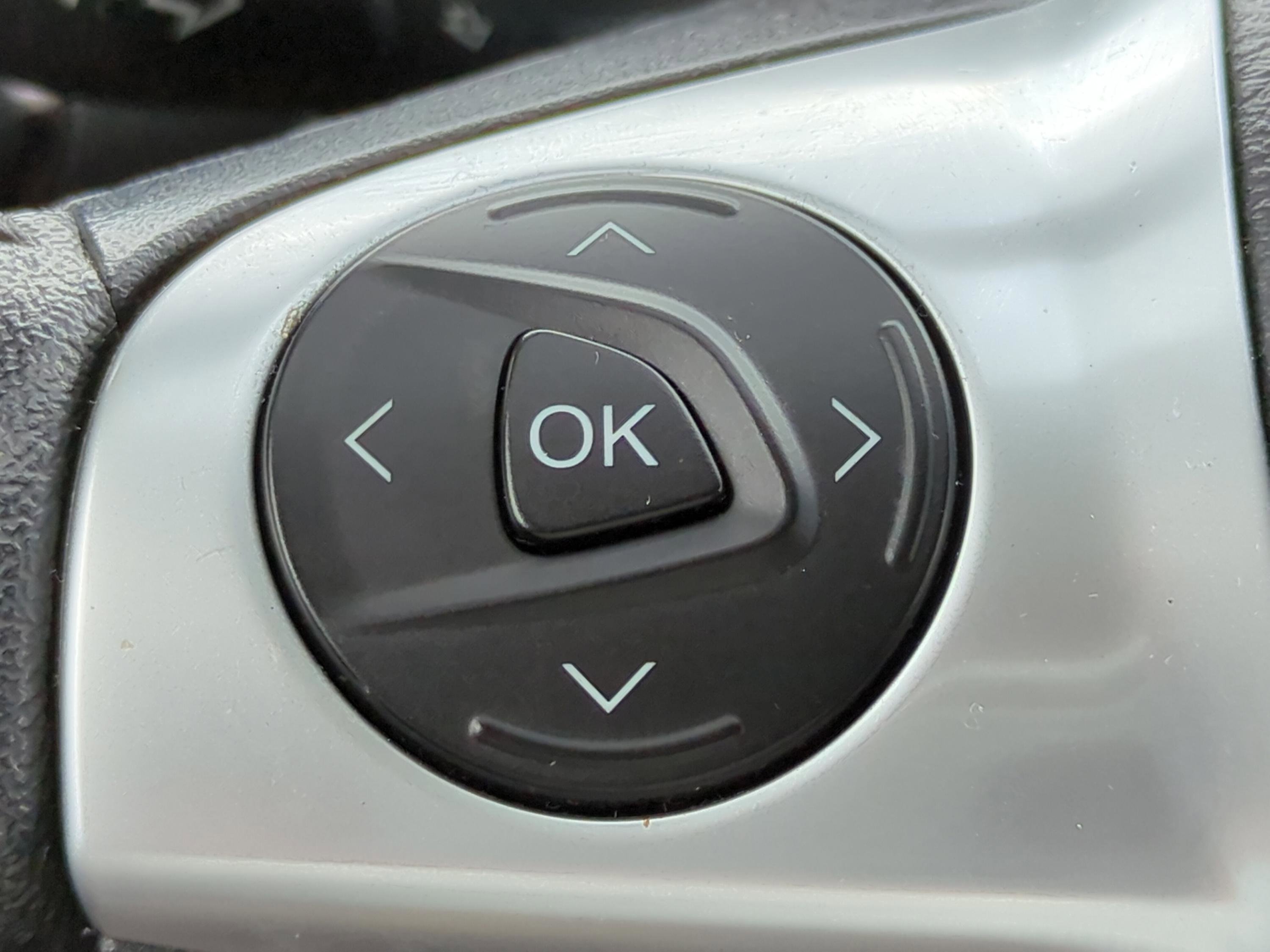 Used 2016 Ford Escape Titanium FWD image 24