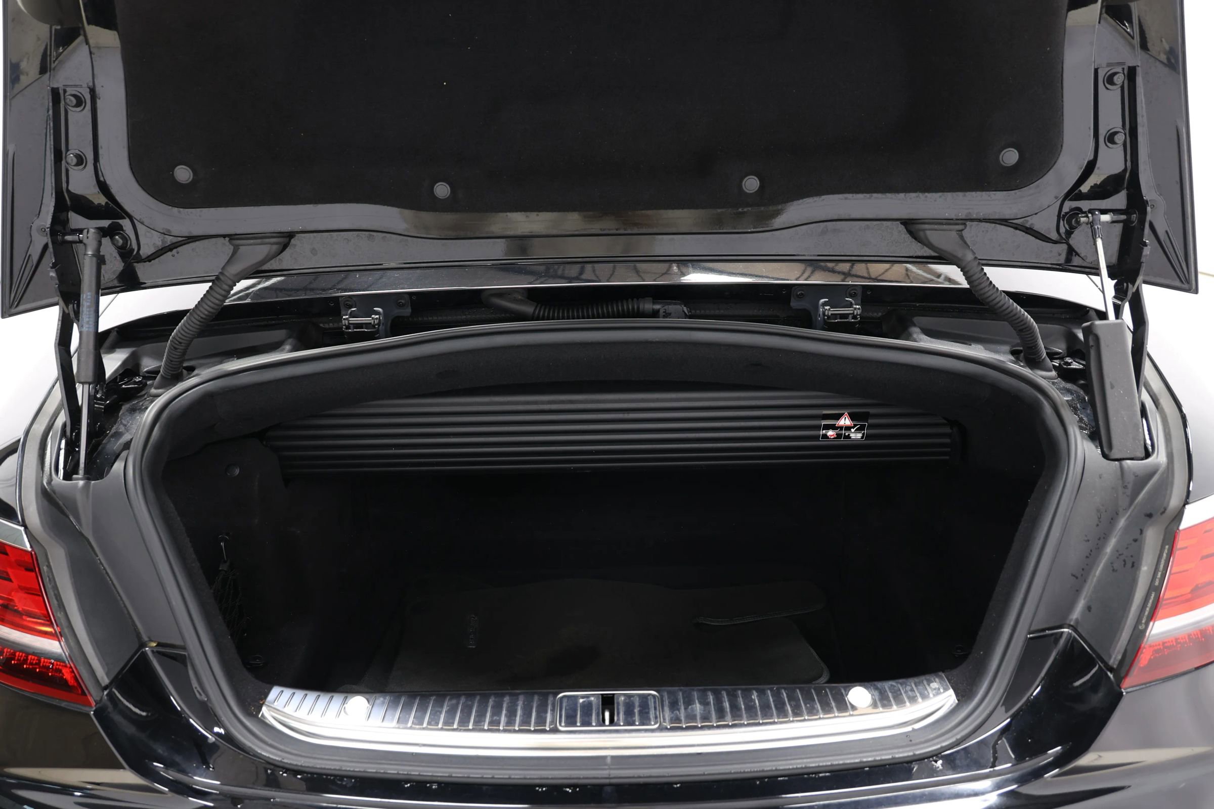 Used 2019 Mercedes-Benz S 63 AMG 4MATIC Cabriolet image 59