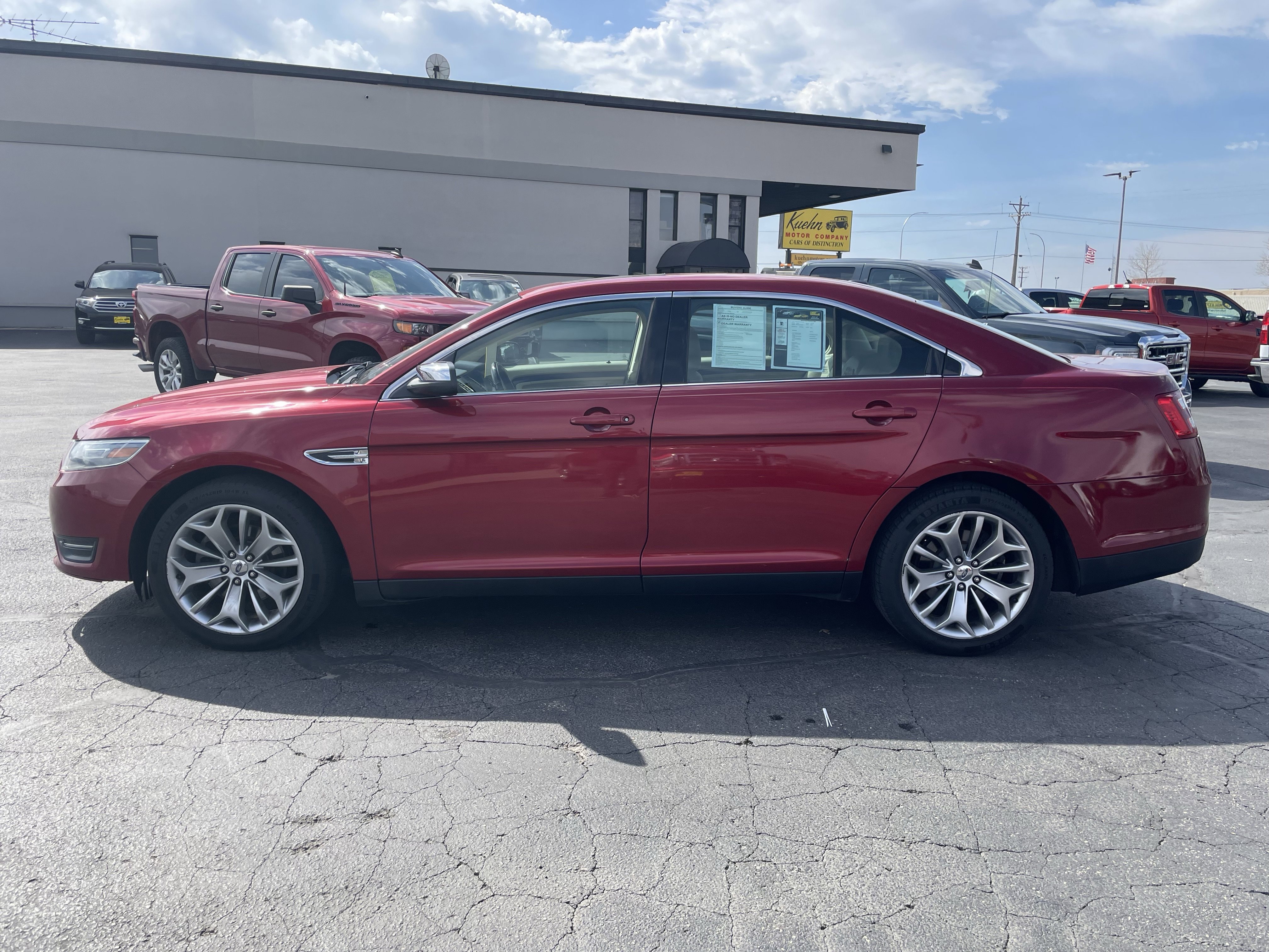 Used 2013 Ford Taurus Limited FWD image 5