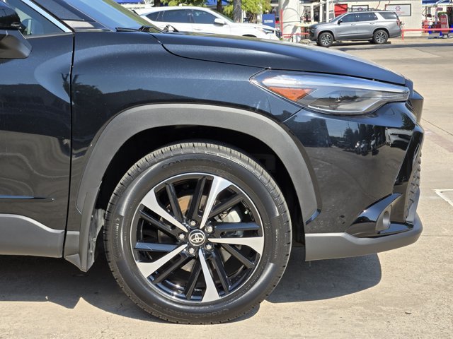Used 2025 Toyota Corolla Cross AWD Hybrid w/ Convenience Package image 10