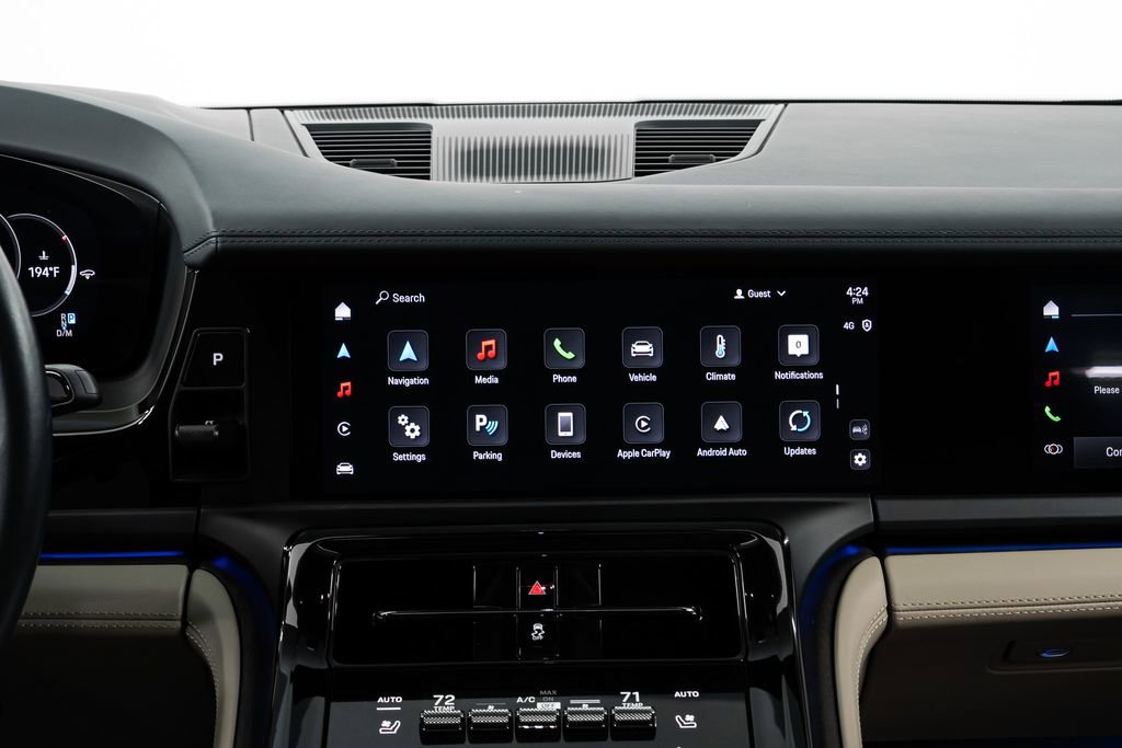 Used 2024 Porsche Panamera 4 image 28