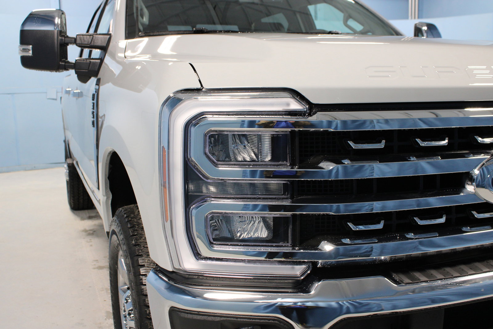 New 2025 Ford F350 Lariat w/ Lariat Ultimate Package image 34