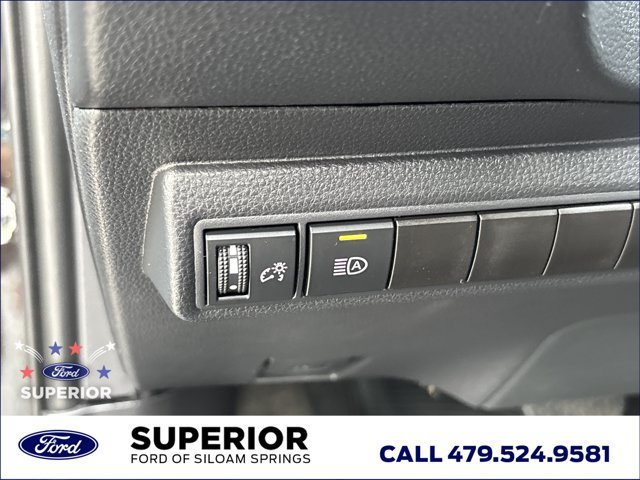 Used 2025 Toyota Corolla LE FWD image 20