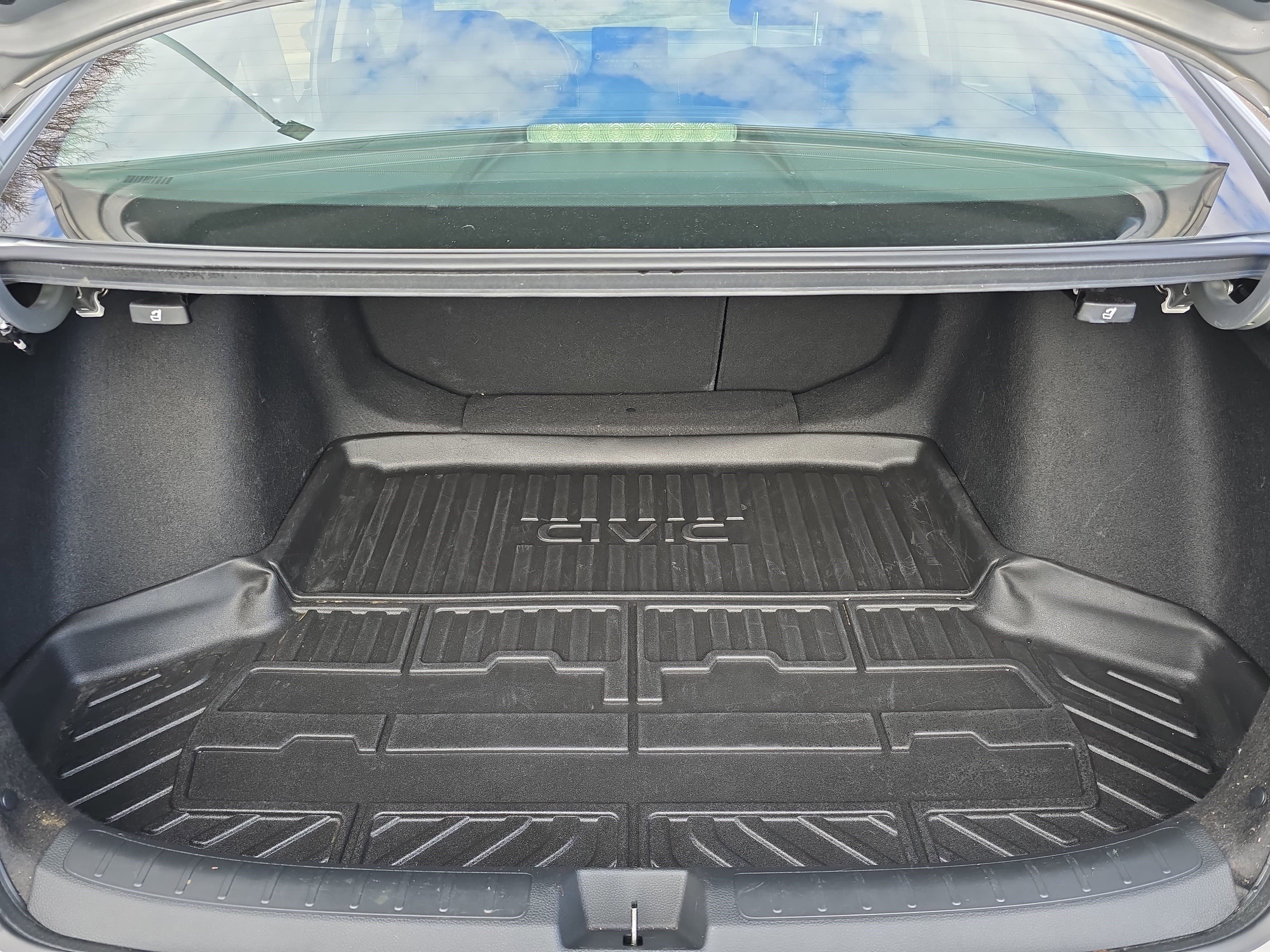 Used 2023 Honda Civic Touring image 12