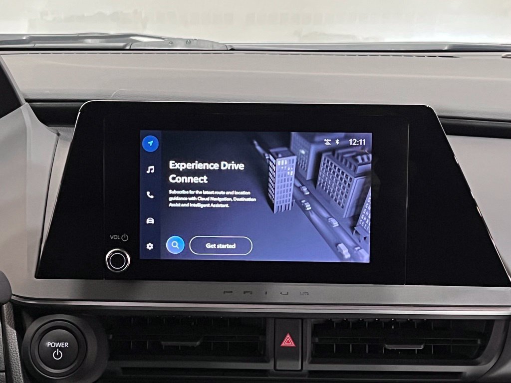 Used 2025 Toyota Prius LE FWD image 22