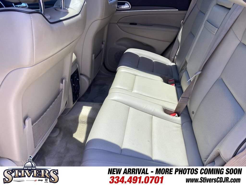 Used 2017 Jeep Grand Cherokee Overland w/ Jeep Active Safety Group AWD/4WD image 46