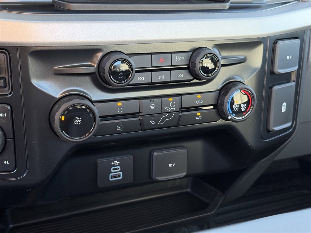 New 2026 Ford F250 XL image 25