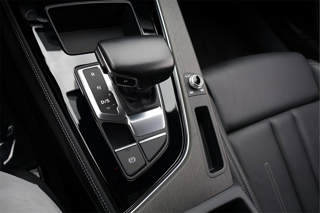 Used 2023 Audi A4 2.0T Premium Plus w/ Premium Plus Package image 27