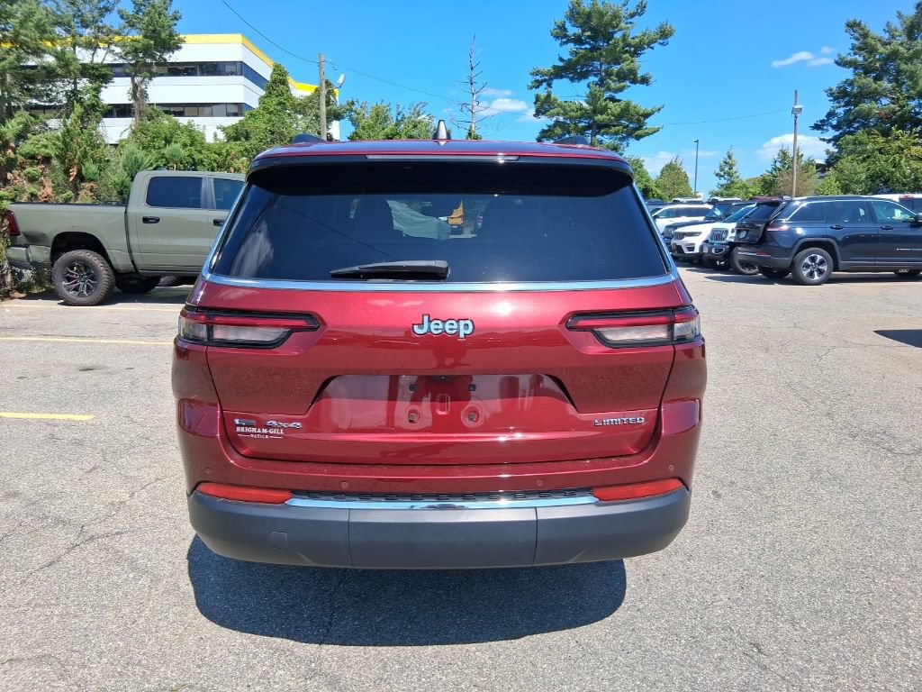 Used 2023 Jeep Grand Cherokee L Limited w/ Trailer Tow Group (B) AWD/4WD image 11