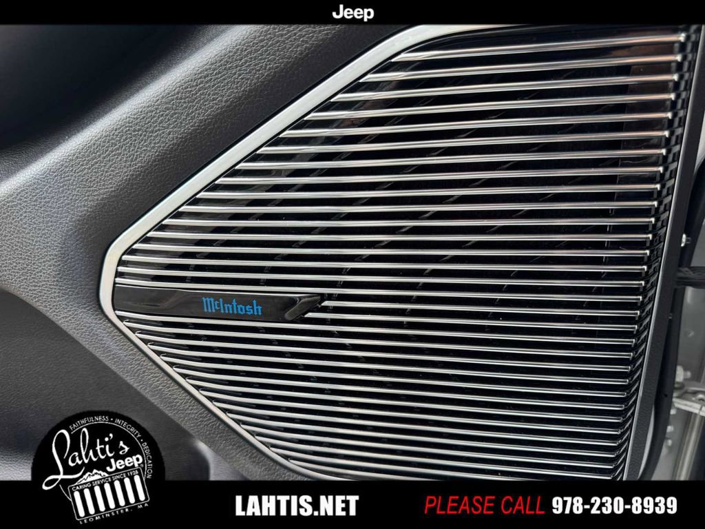 Certified 2021 Jeep Grand Cherokee L Overland w/ Advanced Protech Group III image 36