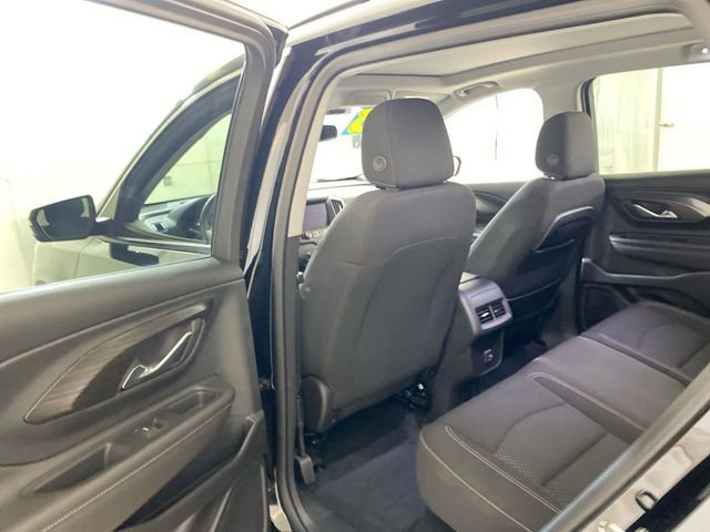 Used 2023 GMC Terrain SLE w/ Driver Convenience Package image 29