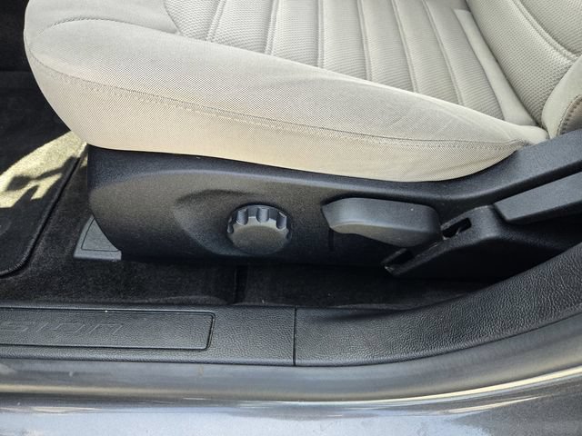 Used 2017 Ford Fusion S FWD image 14