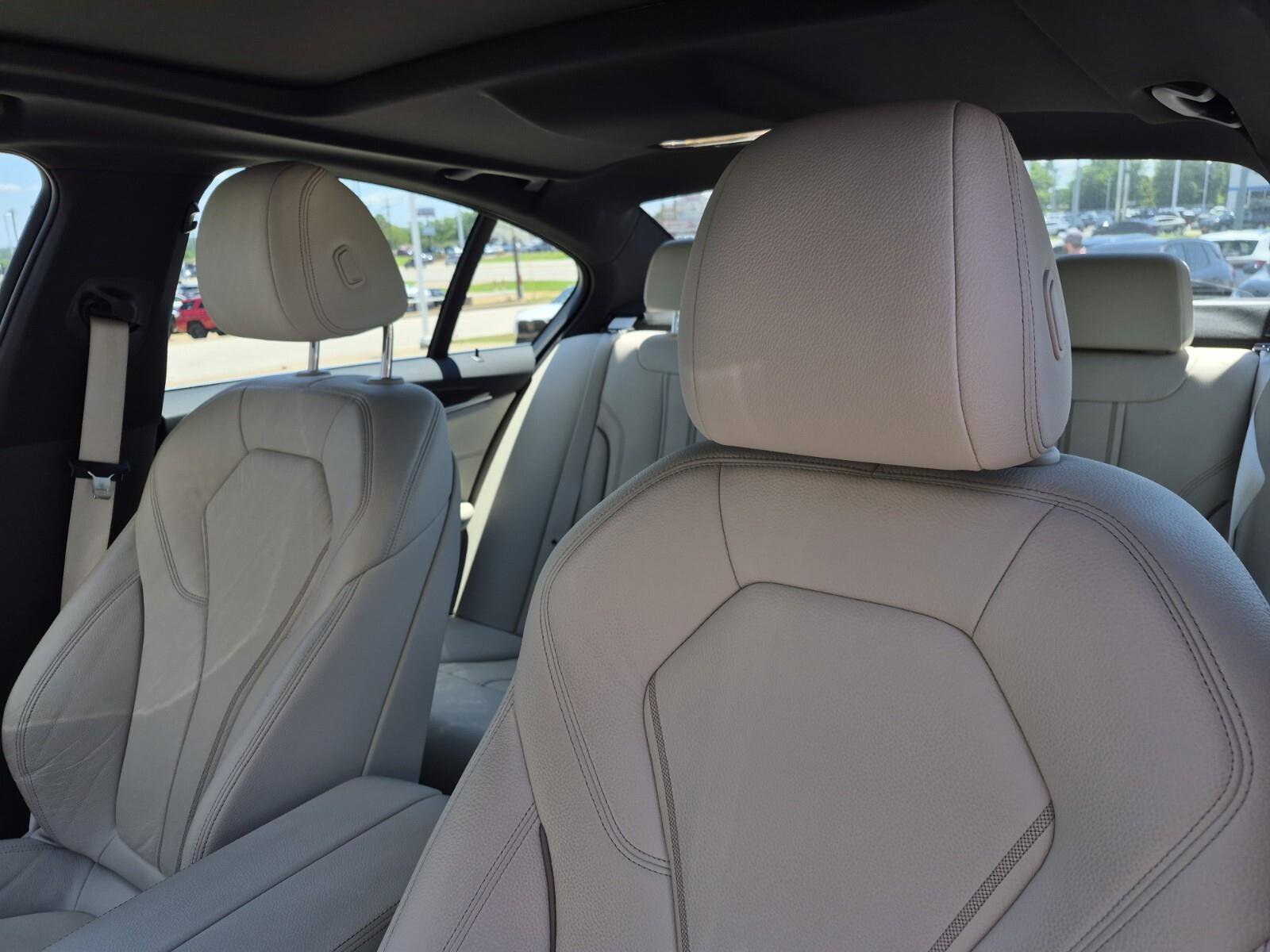 Certified 2023 BMW 530i w/ Premium Package RWD image 14