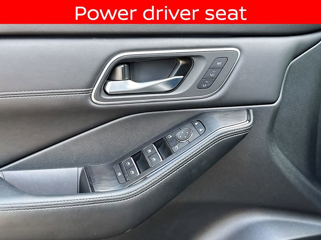 Certified 2025 Nissan Rogue Platinum w/ Platinum Premium Package image 15