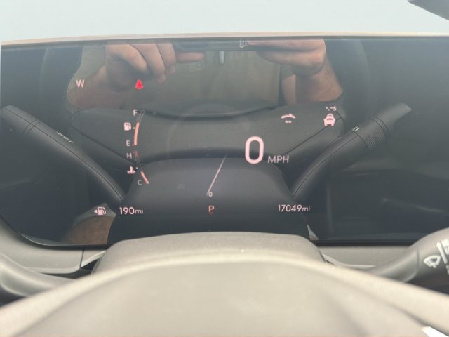 Used 2025 Buick Envista Avenir FWD image 23
