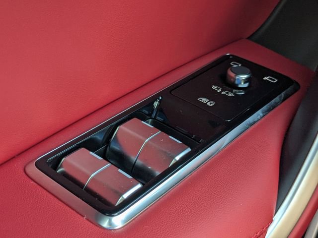 New 2026 Jaguar F-PACE R-Dynamic S image 25