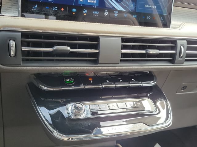 Certified 2024 Lincoln Corsair FWD image 25