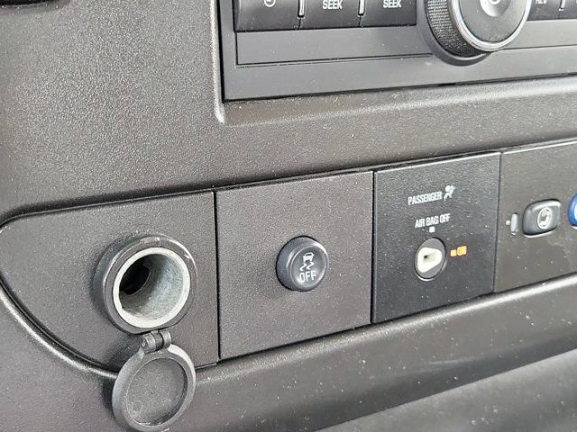 Used 2020 GMC Savana 2500 w/ Driver Convenience Package RWD image 28