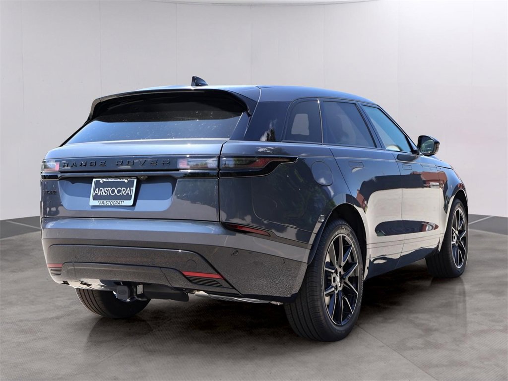 New 2026 Land Rover Range Rover Velar Dynamic SE image 5