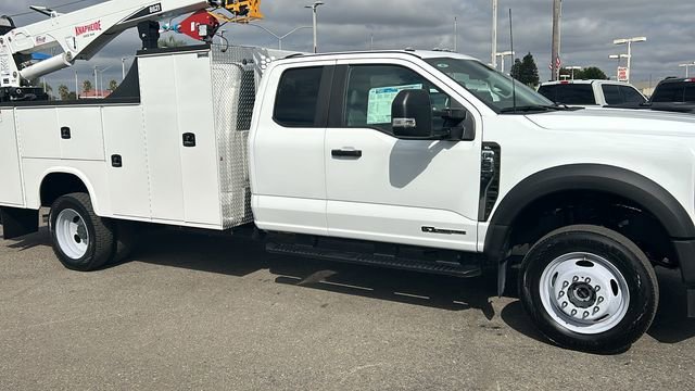 New 2024 Ford F550 4x4 SuperCab Super Duty image 7