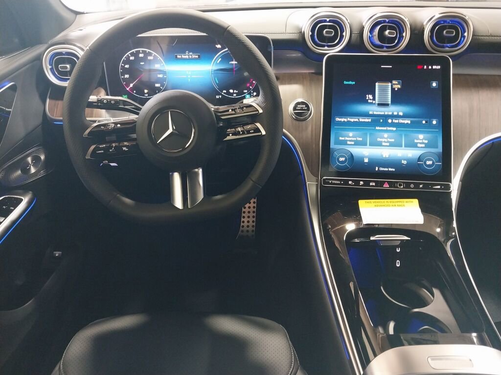 New 2025 Mercedes-Benz GLC 350e GLC 350e image 11