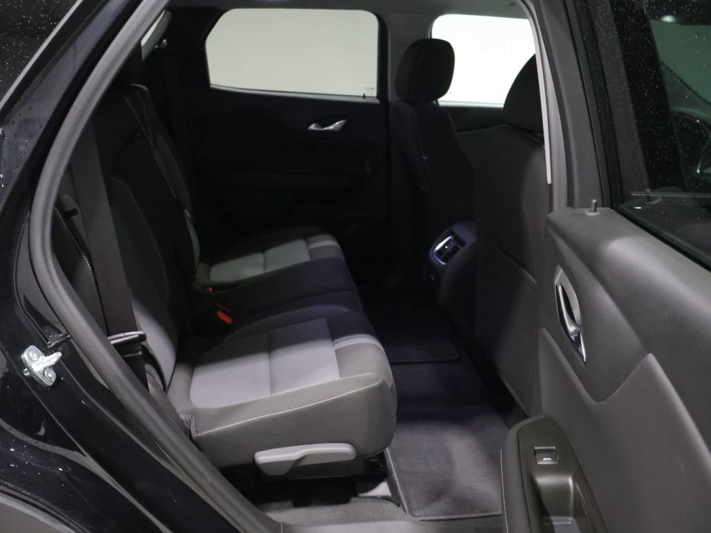 Used 2025 Chevrolet Blazer LT image 21