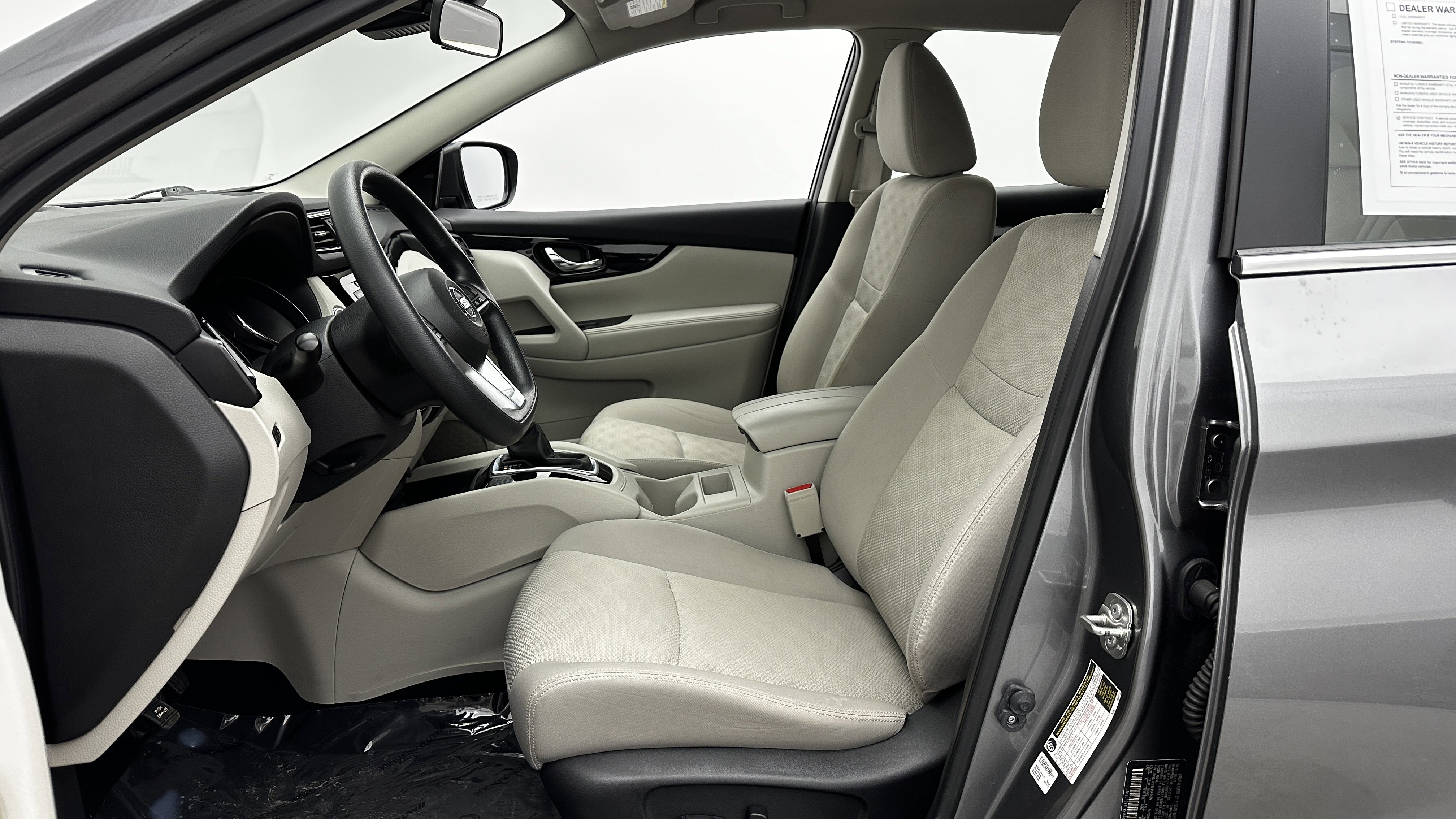 Used 2020 Nissan Rogue Sport SV image 12