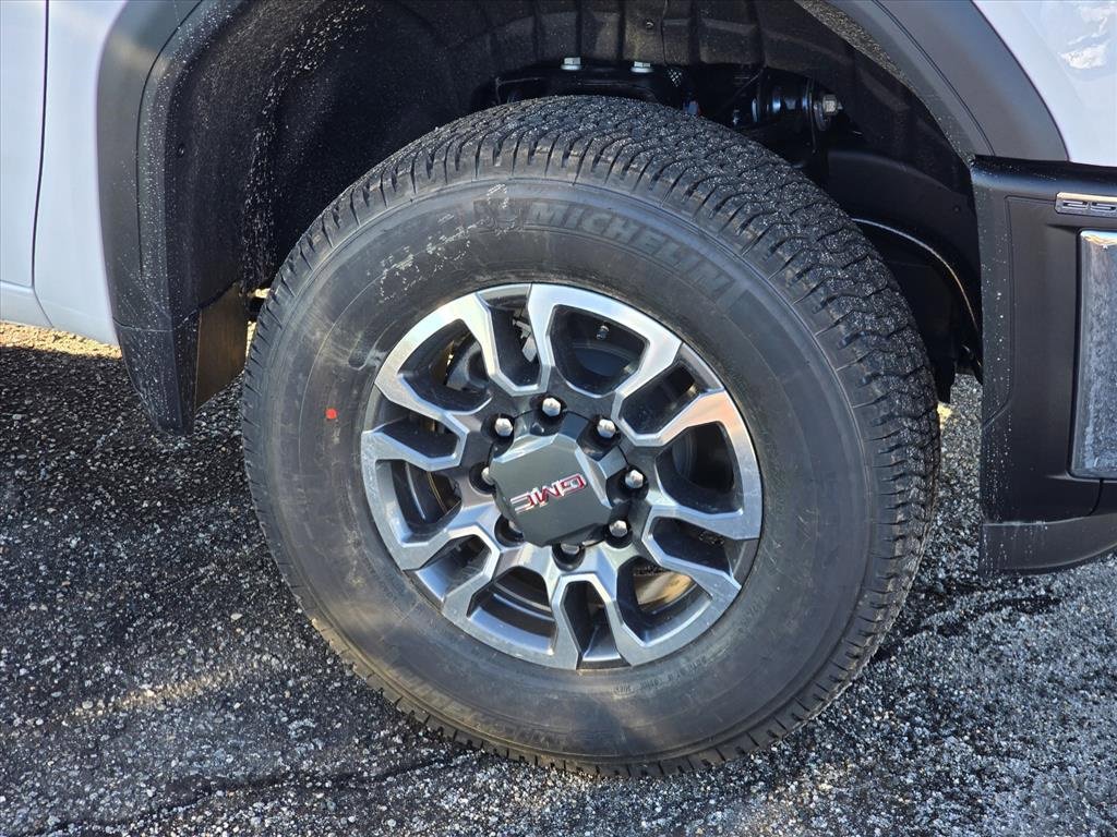 New 2026 GMC Sierra 2500 SLT image 13