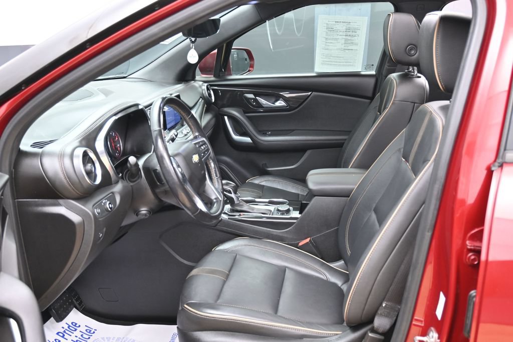 Used 2019 Chevrolet Blazer Premier w/ Sun and Wheels Package FWD image 17