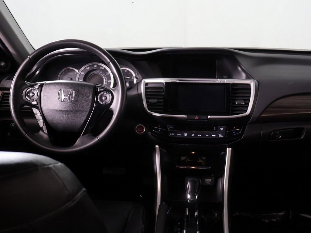Used 2016 Honda Accord EX-L image 29