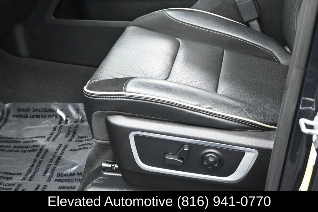 Used 2019 RAM 1500 Laramie w/ Sport Appearance Package RWD image 14