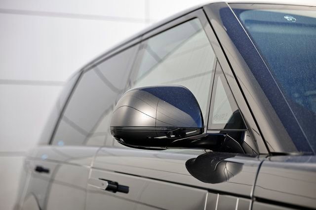 New 2025 Land Rover Range Rover Long Wheelbase SE AWD/4WD image 8