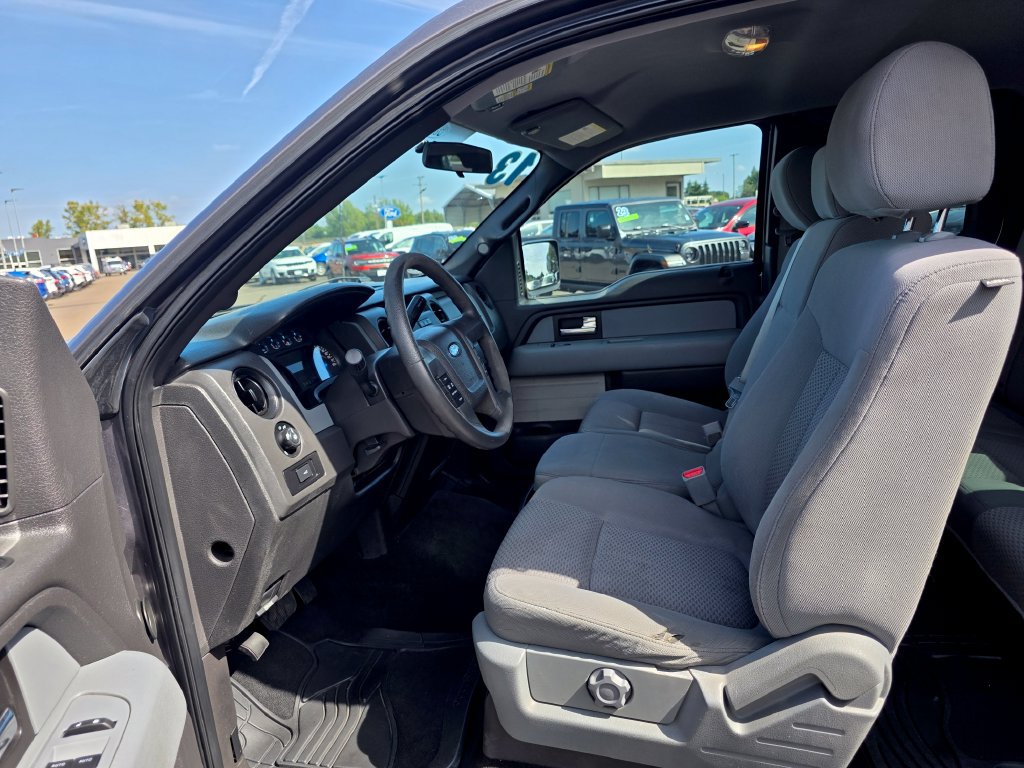 Used 2013 Ford F150 STX w/ Mid Equipment Group RWD image 4