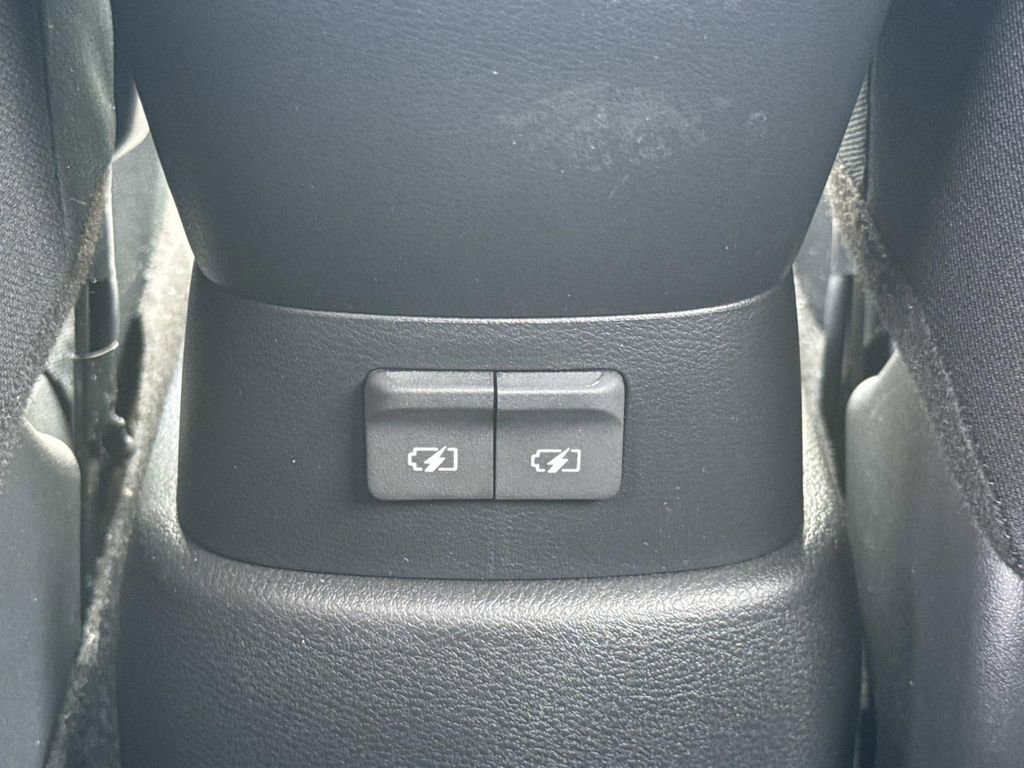 Certified 2025 Nissan Kicks Play S FWD image 16