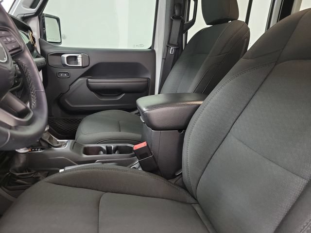 Used 2020 Jeep Wrangler Unlimited Sport AWD/4WD image 16