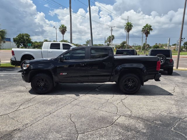 Used 2022 Chevrolet Colorado Z71 w/ Z71 Midnight Edition AWD/4WD image 8