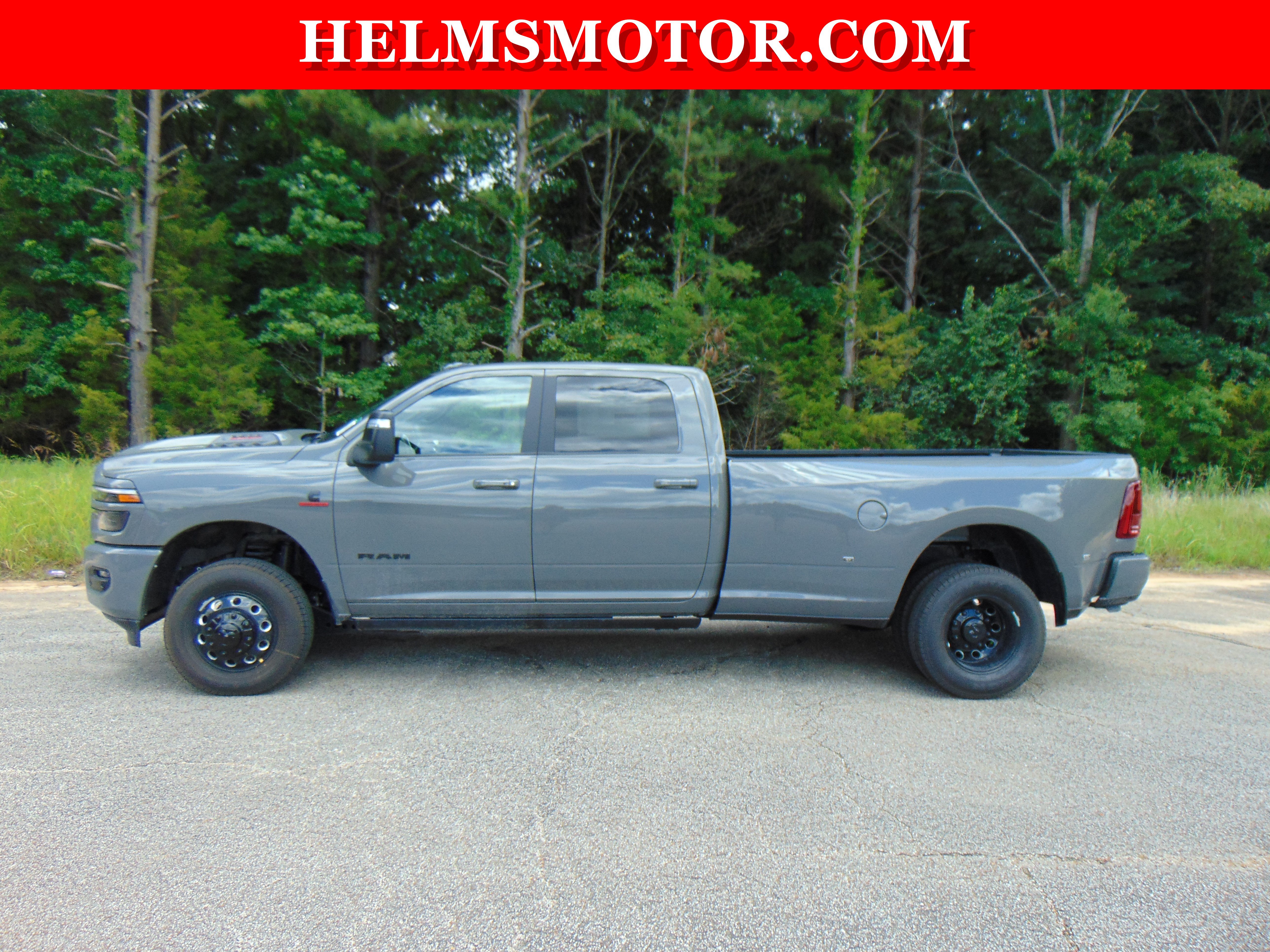 New 2026 RAM 3500 Laramie AWD/4WD image 2