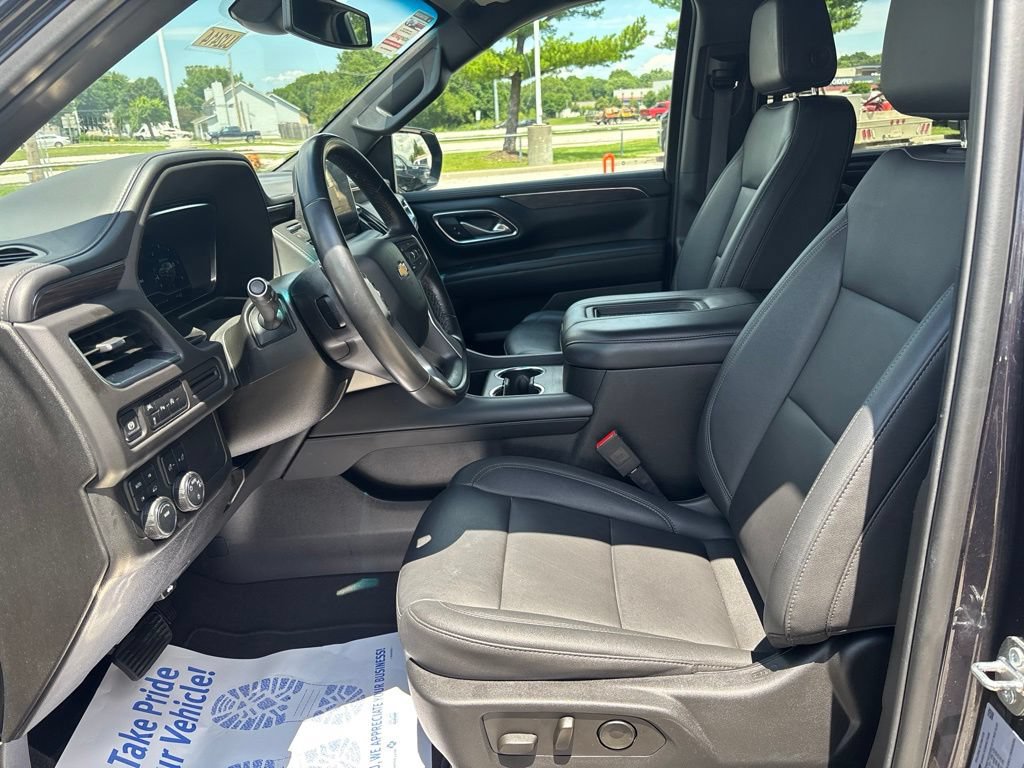 Used 2024 Chevrolet Suburban LT AWD/4WD image 56