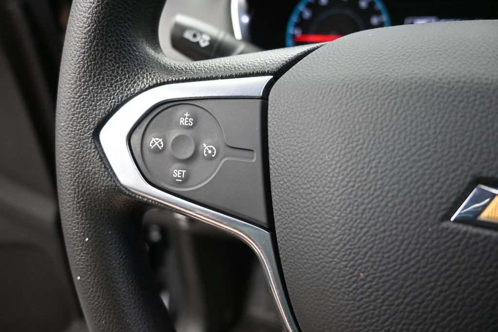 Used 2021 Chevrolet Traverse LS FWD image 6