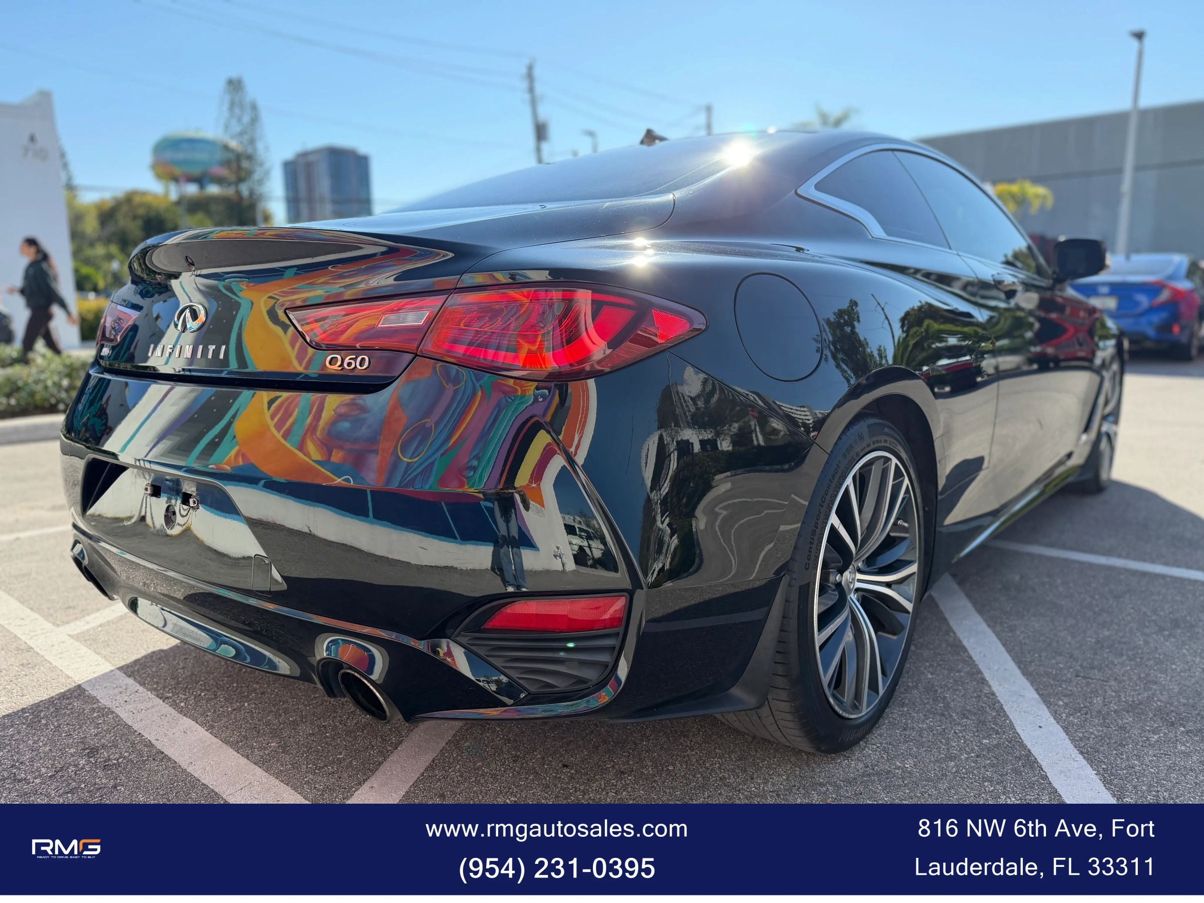 Used 2019 INFINITI Q60 3.0t Luxe w/ Essential Package AWD/4WD image 6