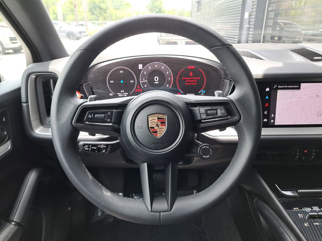 Certified 2025 Porsche Cayenne image 37