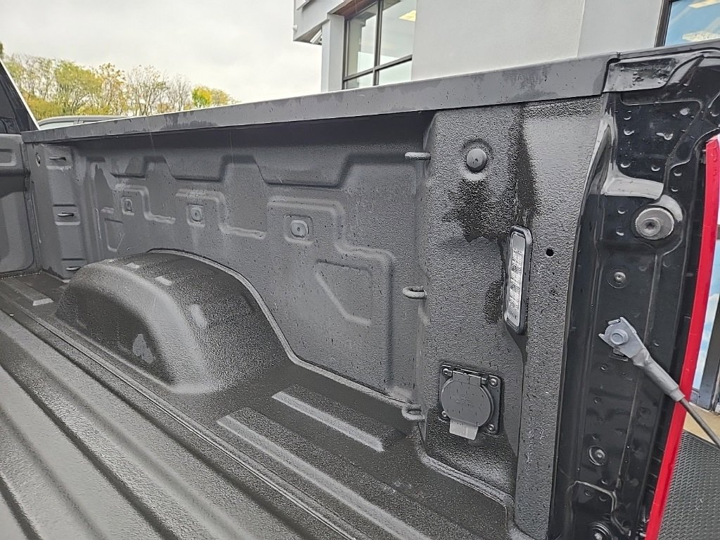 Used 2024 Chevrolet Silverado 2500 LT image 31