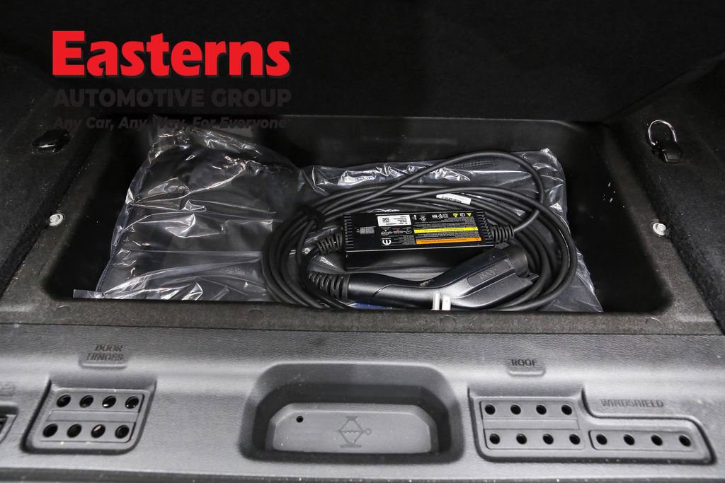 Used 2024 Jeep Wrangler Unlimited AWD/4WD image 25