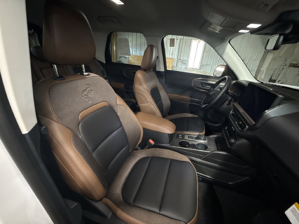 New 2026 Ford Bronco Sport Outer Banks w/ Outer Banks Tech Package+ AWD/4WD image 25