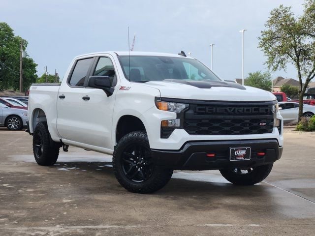 Used 2023 Chevrolet Silverado 1500 Custom Trail Boss image 2