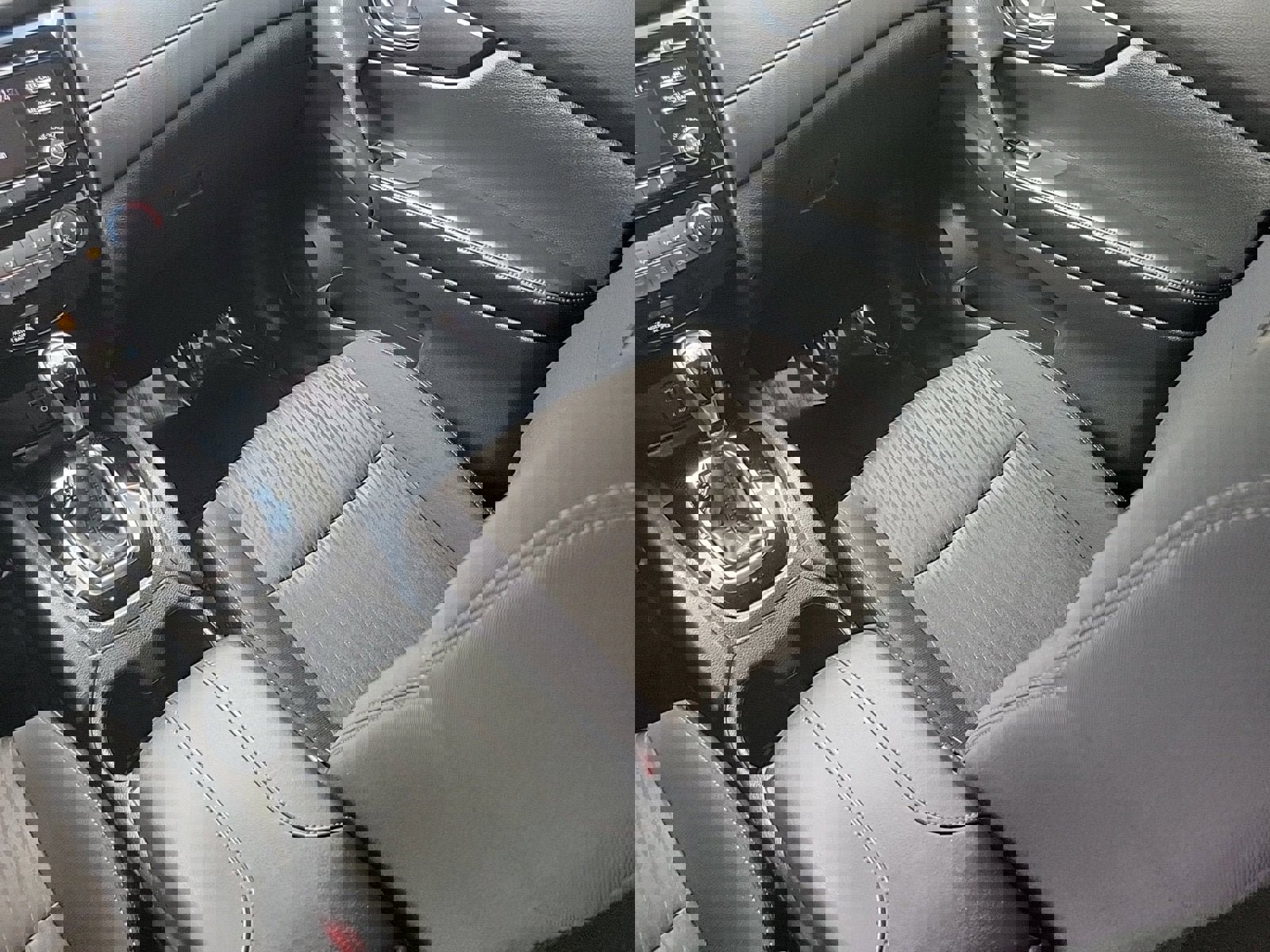 Used 2017 Nissan Rogue S image 16