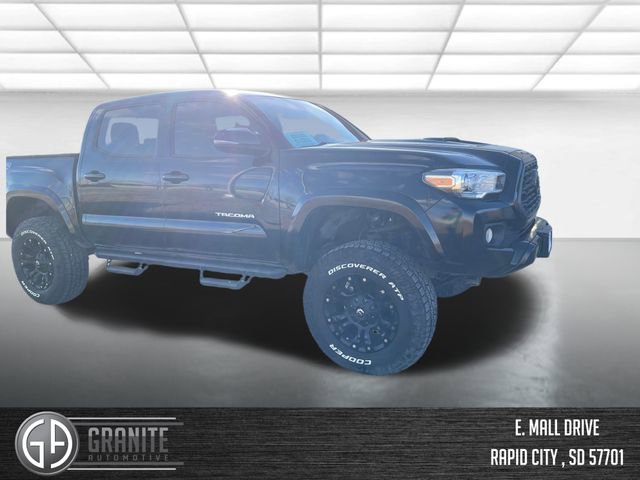 Used 2020 Toyota Tacoma TRD Sport w/ Technology Package image 7