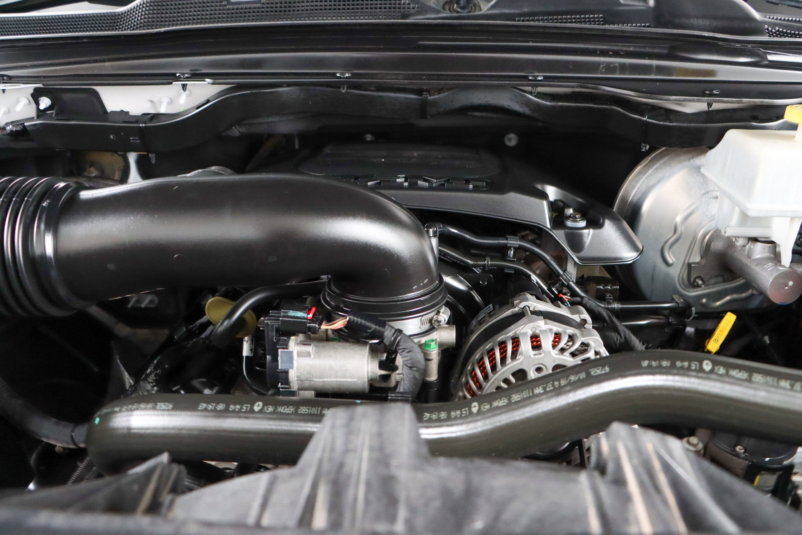 Used 2019 RAM 1500 Laramie w/ Sport Appearance Package image 29