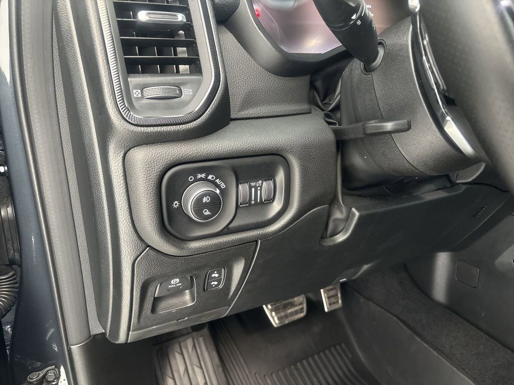 Used 2025 RAM 1500 RHO AWD/4WD image 18