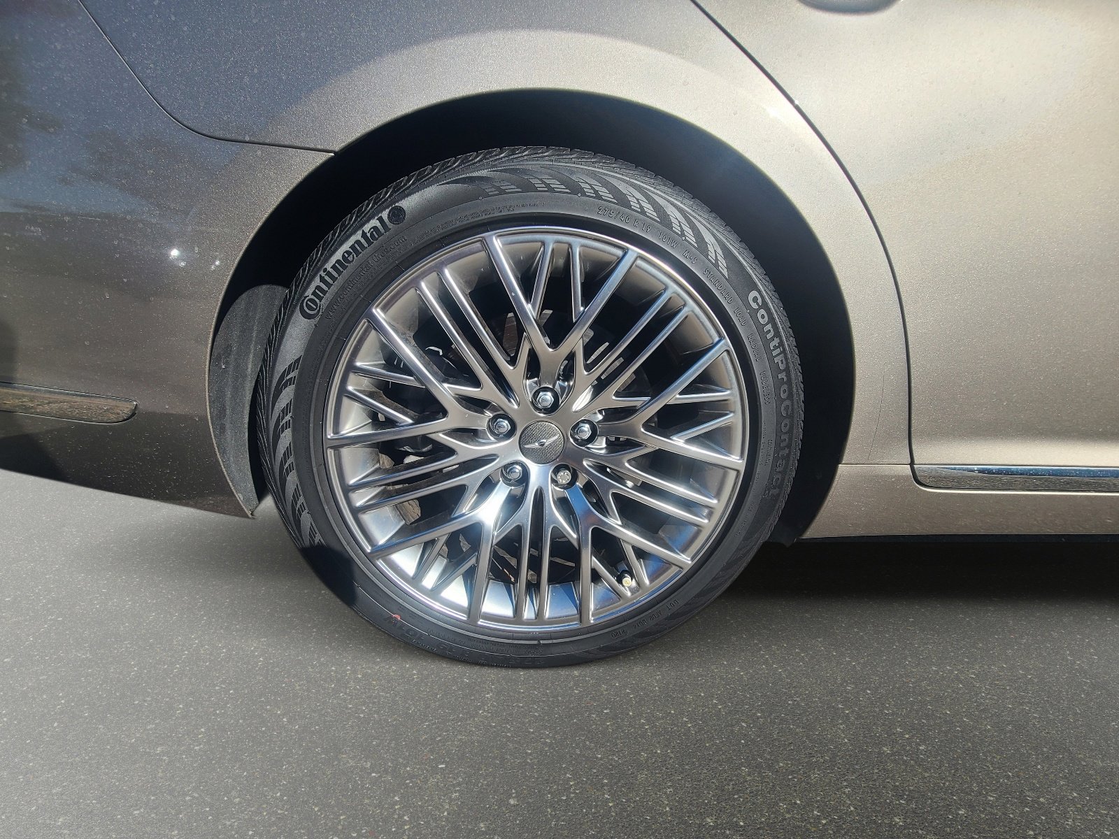 Used 2021 Genesis G90 5.0 Ultimate image 5